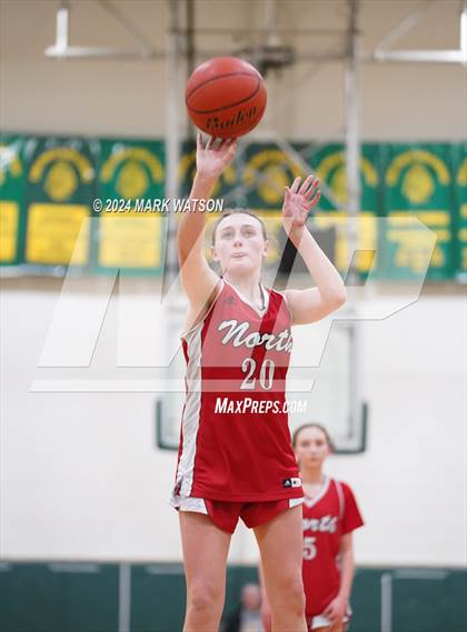 Thumbnail 2 in JV: North Attleborough @ King Philip Regional photogallery.