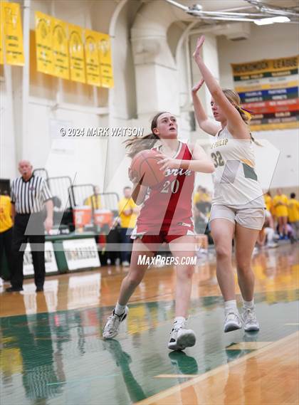 Thumbnail 1 in JV: North Attleborough @ King Philip Regional photogallery.