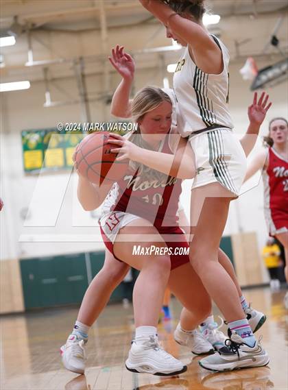 Thumbnail 2 in JV: North Attleborough @ King Philip Regional photogallery.