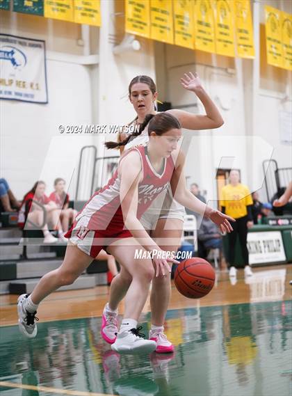 Thumbnail 3 in JV: North Attleborough @ King Philip Regional photogallery.
