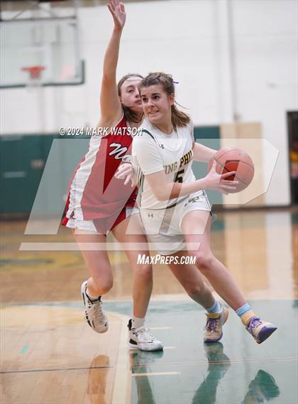 Thumbnail 1 in JV: North Attleborough @ King Philip Regional photogallery.