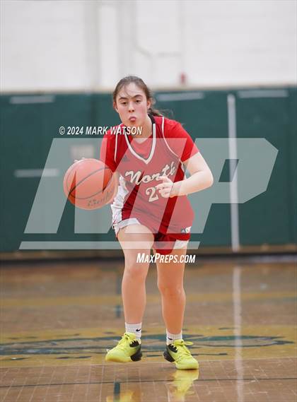 Thumbnail 1 in JV: North Attleborough @ King Philip Regional photogallery.