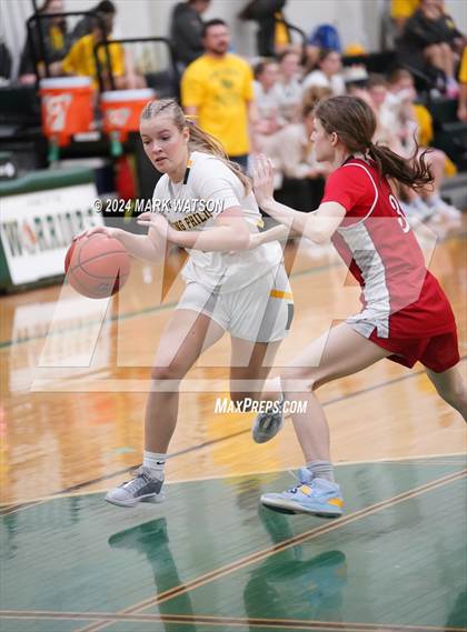 Thumbnail 2 in JV: North Attleborough @ King Philip Regional photogallery.