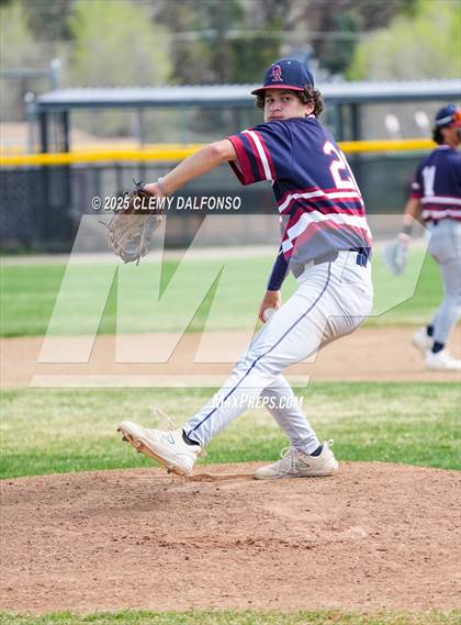 Thumbnail 3 in Dakota Ridge @ Lakewood photogallery.