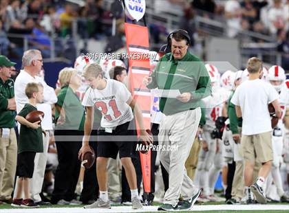 Thumbnail 3 in The Woodlands vs. Lake Travis (UIL 6A Division 1 Final) photogallery.