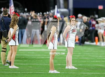 Thumbnail 1 in The Woodlands vs. Lake Travis (UIL 6A Division 1 Final) photogallery.