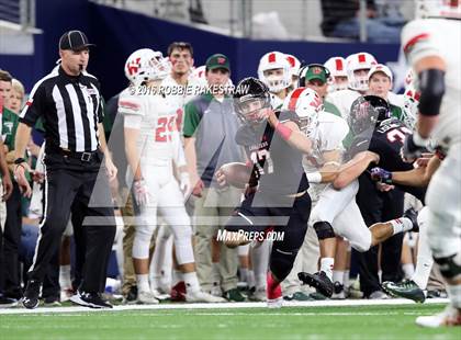 Thumbnail 1 in The Woodlands vs. Lake Travis (UIL 6A Division 1 Final) photogallery.
