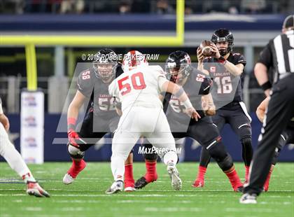 Thumbnail 3 in The Woodlands vs. Lake Travis (UIL 6A Division 1 Final) photogallery.