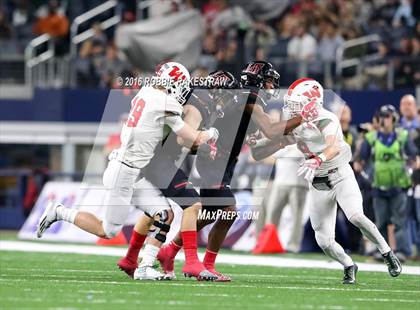 Thumbnail 1 in The Woodlands vs. Lake Travis (UIL 6A Division 1 Final) photogallery.