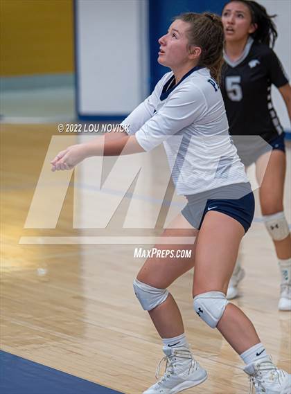 Thumbnail 2 in Piedra Vista vs Santa Fe (Tournament of Champions) photogallery.