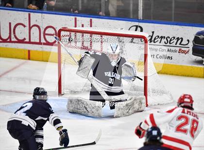 Thumbnail 1 in Regis Jesuit vs. Valor Christian (CHSAA 5A Semifinal Playoff) photogallery.