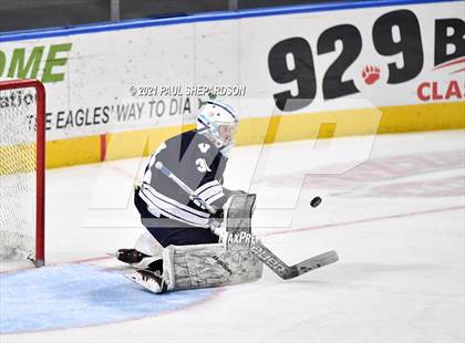 Thumbnail 3 in Regis Jesuit vs. Valor Christian (CHSAA 5A Semifinal Playoff) photogallery.