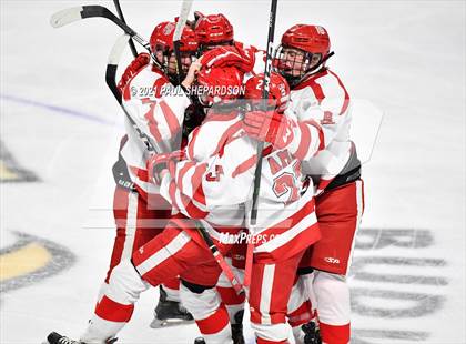 Thumbnail 2 in Regis Jesuit vs. Valor Christian (CHSAA 5A Semifinal Playoff) photogallery.