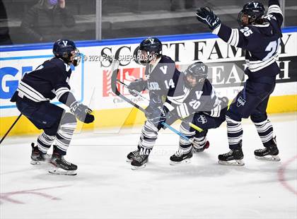 Thumbnail 3 in Regis Jesuit vs. Valor Christian (CHSAA 5A Semifinal Playoff) photogallery.