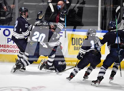 Thumbnail 1 in Regis Jesuit vs. Valor Christian (CHSAA 5A Semifinal Playoff) photogallery.