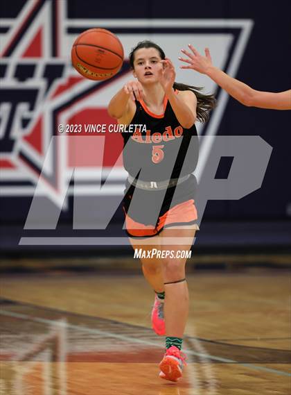 Thumbnail 1 in Aledo vs. Wimberley (Wimberley Hoopfest) photogallery.