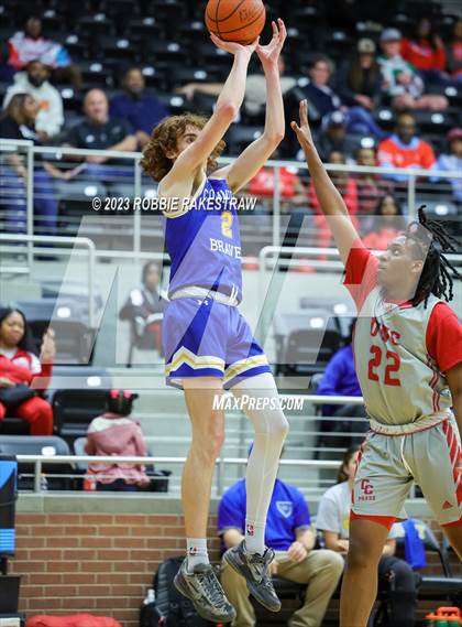 Thumbnail 2 in Carter vs. Community (UIL 4A Bi-District Playoff) photogallery.
