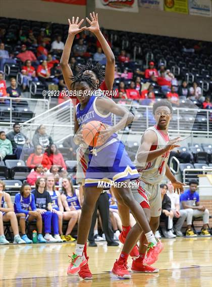 Thumbnail 3 in Carter vs. Community (UIL 4A Bi-District Playoff) photogallery.