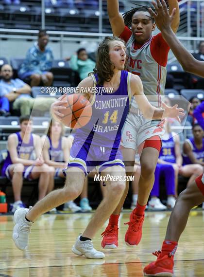 Thumbnail 3 in Carter vs. Community (UIL 4A Bi-District Playoff) photogallery.