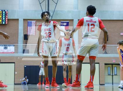 Thumbnail 3 in Carter vs. Community (UIL 4A Bi-District Playoff) photogallery.