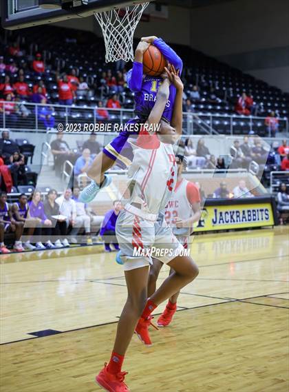 Thumbnail 1 in Carter vs. Community (UIL 4A Bi-District Playoff) photogallery.