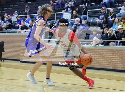 Thumbnail 1 in Carter vs. Community (UIL 4A Bi-District Playoff) photogallery.
