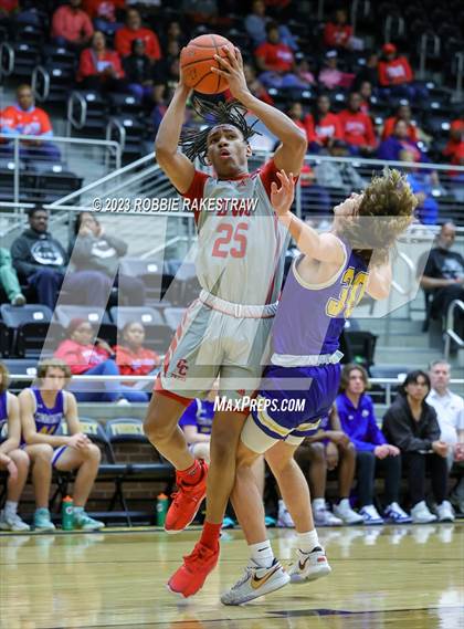 Thumbnail 2 in Carter vs. Community (UIL 4A Bi-District Playoff) photogallery.