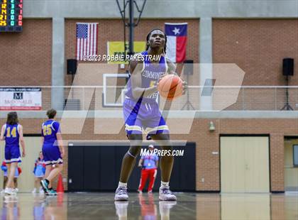 Thumbnail 1 in Carter vs. Community (UIL 4A Bi-District Playoff) photogallery.