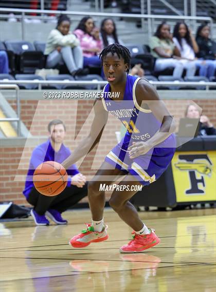 Thumbnail 3 in Carter vs. Community (UIL 4A Bi-District Playoff) photogallery.