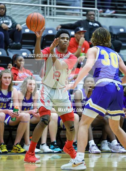 Thumbnail 2 in Carter vs. Community (UIL 4A Bi-District Playoff) photogallery.