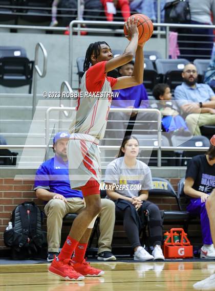Thumbnail 2 in Carter vs. Community (UIL 4A Bi-District Playoff) photogallery.