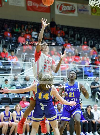 Thumbnail 2 in Carter vs. Community (UIL 4A Bi-District Playoff) photogallery.