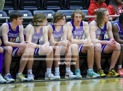 Thumbnail 3 in Carter vs. Community (UIL 4A Bi-District Playoff) photogallery.