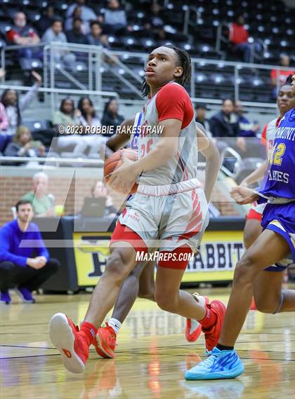 Thumbnail 1 in Carter vs. Community (UIL 4A Bi-District Playoff) photogallery.