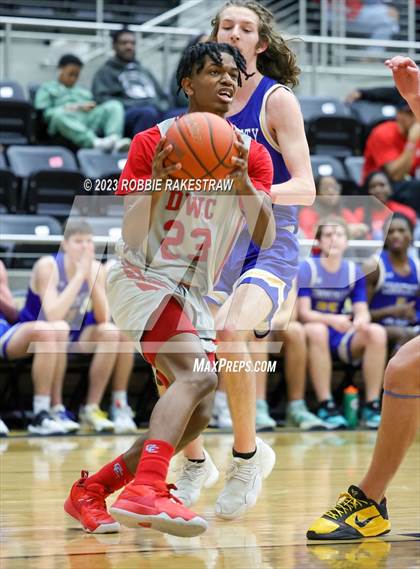 Thumbnail 1 in Carter vs. Community (UIL 4A Bi-District Playoff) photogallery.