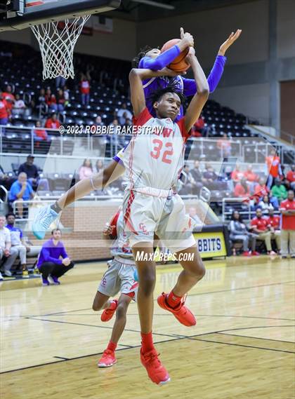 Thumbnail 3 in Carter vs. Community (UIL 4A Bi-District Playoff) photogallery.