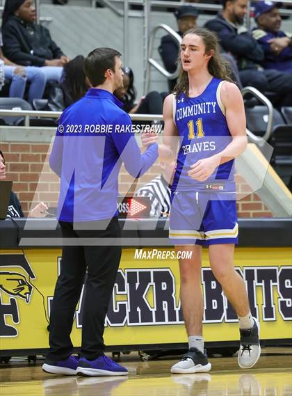 Thumbnail 3 in Carter vs. Community (UIL 4A Bi-District Playoff) photogallery.