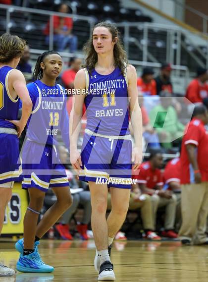 Thumbnail 3 in Carter vs. Community (UIL 4A Bi-District Playoff) photogallery.