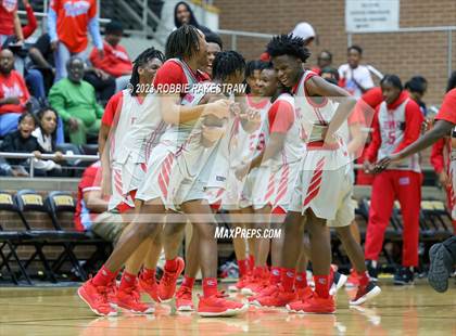 Thumbnail 3 in Carter vs. Community (UIL 4A Bi-District Playoff) photogallery.