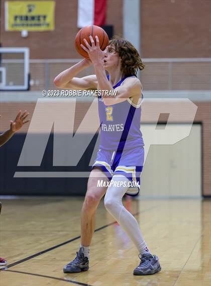 Thumbnail 2 in Carter vs. Community (UIL 4A Bi-District Playoff) photogallery.