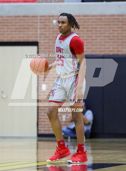 Thumbnail 3 in Carter vs. Community (UIL 4A Bi-District Playoff) photogallery.