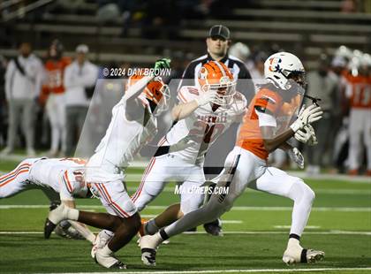 Thumbnail 1 in Rockwall vs Sachse (UIL Football 6A D1 Bi-District Playoff) photogallery.