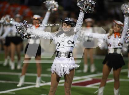 Thumbnail 3 in Rockwall vs Sachse (UIL Football 6A D1 Bi-District Playoff) photogallery.