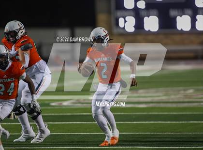 Thumbnail 2 in Rockwall vs Sachse (UIL Football 6A D1 Bi-District Playoff) photogallery.