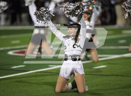 Thumbnail 3 in Rockwall vs Sachse (UIL Football 6A D1 Bi-District Playoff) photogallery.