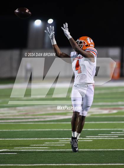 Thumbnail 3 in Rockwall vs Sachse (UIL Football 6A D1 Bi-District Playoff) photogallery.