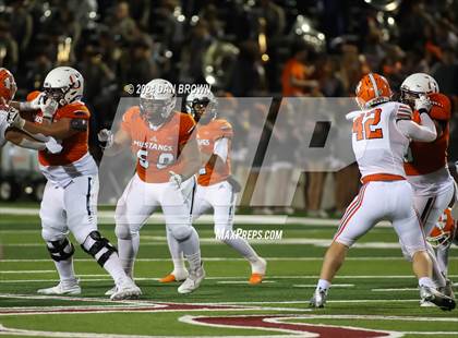Thumbnail 2 in Rockwall vs Sachse (UIL Football 6A D1 Bi-District Playoff) photogallery.
