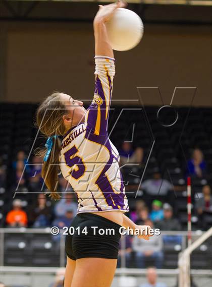 Thumbnail 1 in Farmersville vs. Edgewood photogallery.
