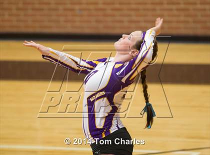 Thumbnail 2 in Farmersville vs. Edgewood photogallery.
