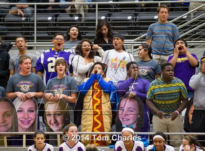 Thumbnail 2 in Farmersville vs. Edgewood photogallery.